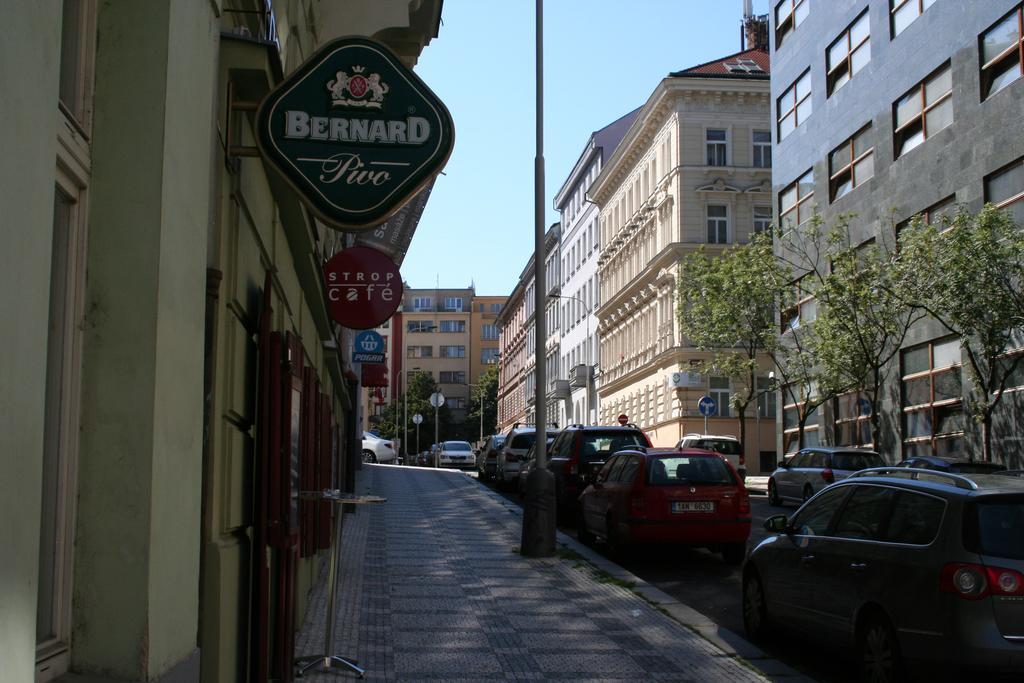 Apartment Balbinova Praga Esterno foto